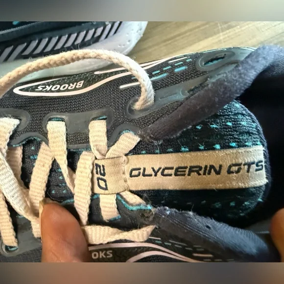 Brooks Kids Shoes - Blue and White - Picture 5 of 7